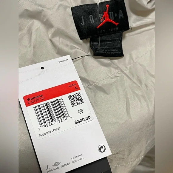 Nike x Jordan Collaboration : 2021 Air Jordan Jacket Summit White | Size L | NWT - Picture 10 of 16